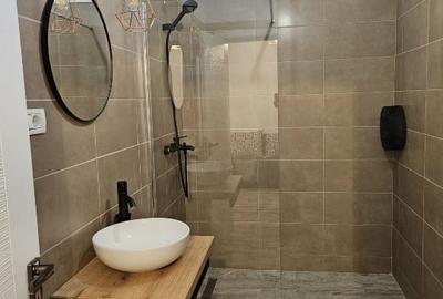 VAND STIDIO PE MALUL MARII - 2