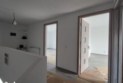 Casă cu 5 camere cu Teren 350 Mp în Cornetu - 9