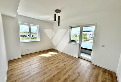 Apartament 2 camere, Decomandat, Bucatarie Separata - Etaj 1 - 2