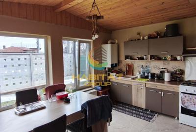 Casă individuală cu 4 camere cu Canalizare în Berceni - 4