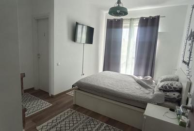 Apartament cu 3 camere decomandat în Central - 2