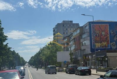Apartament cu 3 camere decomandat, mobilat în Narcisa - 1