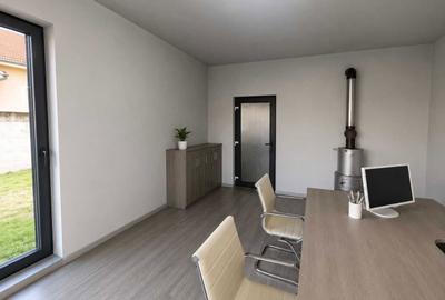 Casă cu 4 camere în Ultracentral - 1