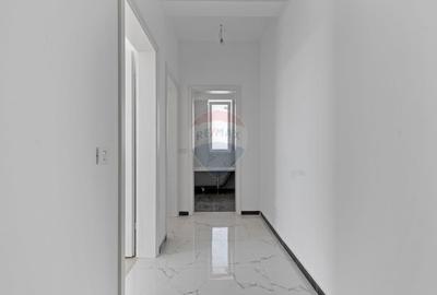 Apartament cu 3 camere decomandat în Giroc - 3