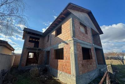 Casa Cimpinianca, LA ROSU, 226 mp construiti, 377 mp teren - 3