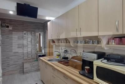 Apartament cu 3 camere semidecomandat în Central