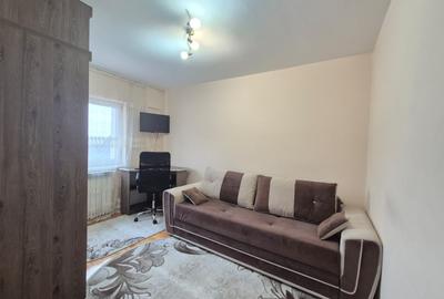 Apartament cu 3 camere semidecomandat în Central - 5