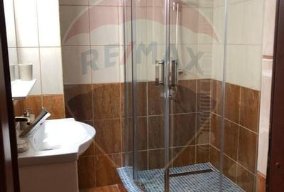 DE VANZARE Pensiune cu piscina, pastravarie, zona spa locatie de vis - 20