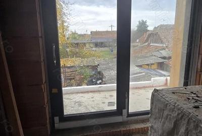 Casă cu 2 camere cu Teren 170 Mp în Sânandrei - 10