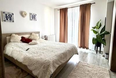Apartament cu 3 camere semidecomandat în Florești - 1