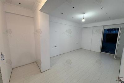 Apartament cu 3 camere decomandat în Central - 15