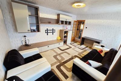Apartament cu 2 camere în Micro 8 - 2
