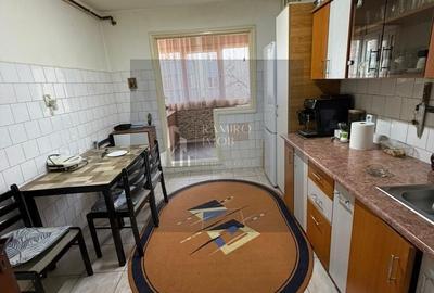Apartament cu 4 camere decomandat în Sălaj - 5