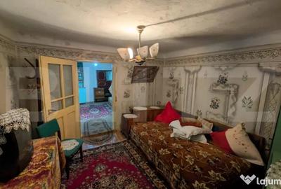 Casă cu 3 camere cu Teren 2540 Mp în Central - 8