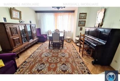 Apartament cu 4 camere decomandat, mobilat în Sud