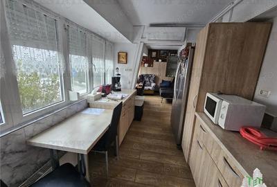 Apartament 2 camere vedere frontala la mare -Faleza Nord - 11