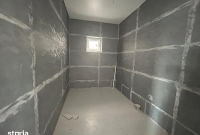 Casă cu 4 camere cu Teren 300 Mp în Central - 2