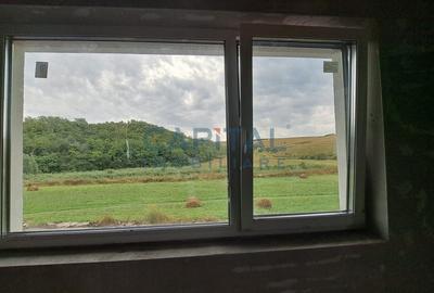 Casa superba cu garaj, aproape de padure Casa superba cu garaj, aproape de padure - 5