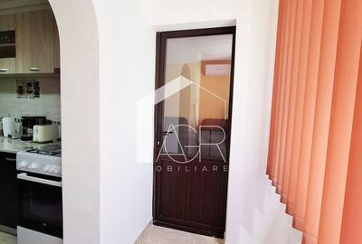 Apartament cu 2 camere decomandat în Republicii - 6