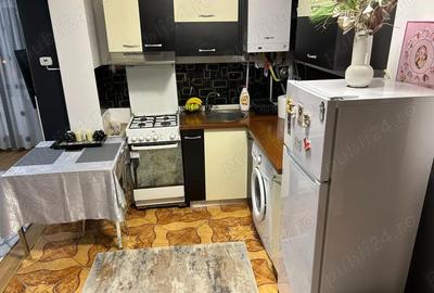 Apartament cu 3 camere semidecomandat în Central - 5