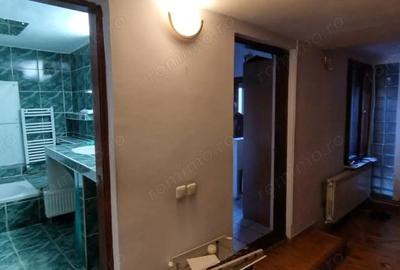 Casă cu Canalizare în Universitate - 1