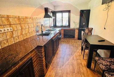 Casa / Vila cu 4 camere de vanzare - 12