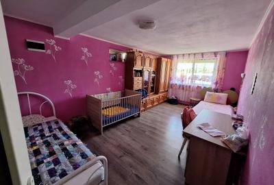 Casă cu 4 camere în Sărsig - 5