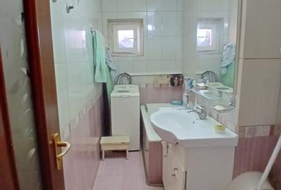 Apartament cu 2 camere decomandat în Rahova - 2