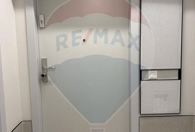 Apartament cu 3 camere, mobilat în Central - 2