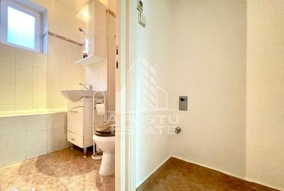 Apartament cu 4 camere decomandat, mobilat în Banu Mărăcine - 7