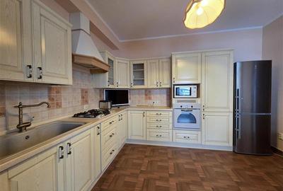 Apartament cu 3 camere decomandat, mobilat în Brașovul Vechi - 5