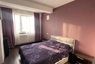 Apartament cu 2 camere decomandat în Far