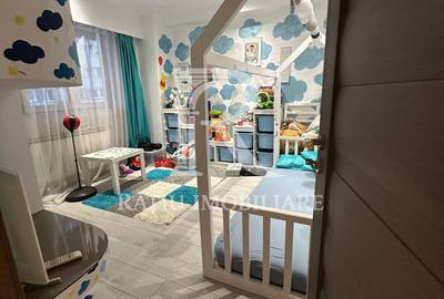 Apartament cu 4 camere în Nufărul - 9