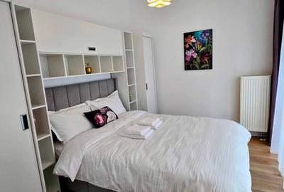 Apartament cu 3 camere semidecomandat, mobilat în Baza 3 - 2