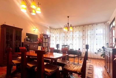 Casă individuală cu 5 camere cu Garaj în Hălchiu - 3