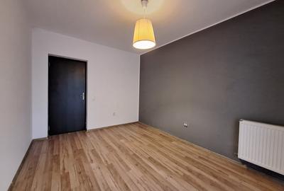 Apartament cu 3 camere, 61 mp, 2 balcoane, zona Porii - 5