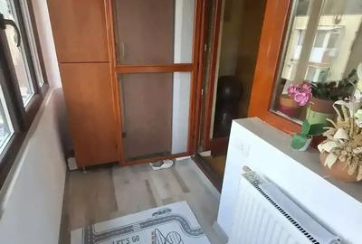 PROPRIETAR, vand apartament in Lunca cu 3 camere la et. 4 - 9