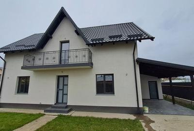 Casă cu 4 camere în Central - 3