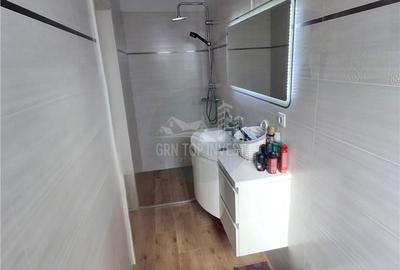 Casă cu 4 camere în Central - 2