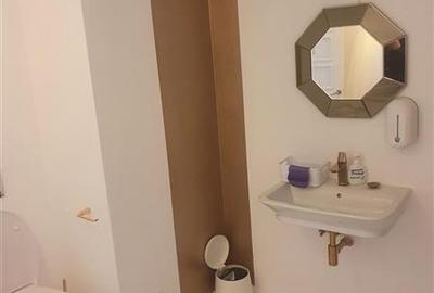 Birou, de 48 mp, în Central - 6