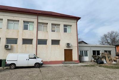 Spațiu comercial, de 610 mp, în Central - 2