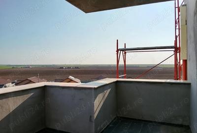 Apartament cu 2 camere decomandat în Sântandrei - 4