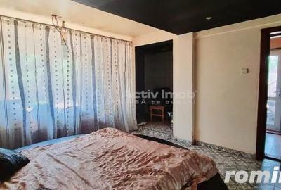 Casa pe sol, teren : 1460 mp - zona Spitalului Municipal - Bariera - 5