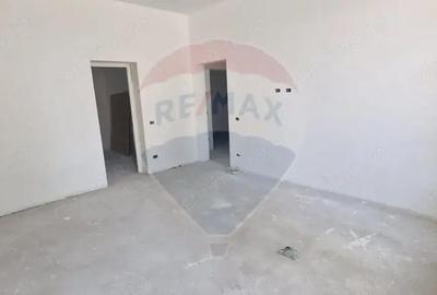 Corp cladire cu 3 camere de vanzare, str. Nicolae Titulescu - 12