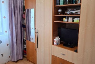 Inchiriez apartament cu 2 camere decomandat Inchiriez apartament cu 2 camere decomandat - 3