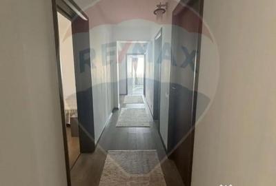 Apartament cu 4 camere decomandat în Calea București - 10