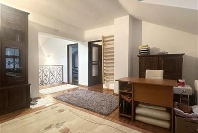 Casă individuală cu 6 camere cu Canalizare în Poiana - 16