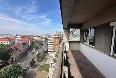 Apartament 4 camere - Ultracentral, Bld. Magheru, Oradea-154.900 euro - 2