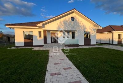 Case moderne de vânzare – 143 mp utili, teren 7 ari | Zona Unirea - 1