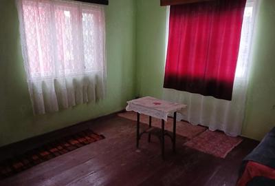 Casă cu Teren 1189 Mp în Central - 8